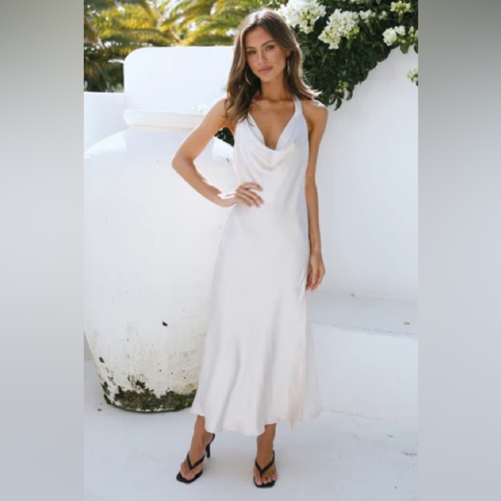 Satin Love Midi Dress Champagne